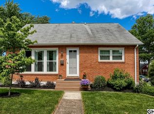 902 Hickory Ave, Middletown, PA 17057
