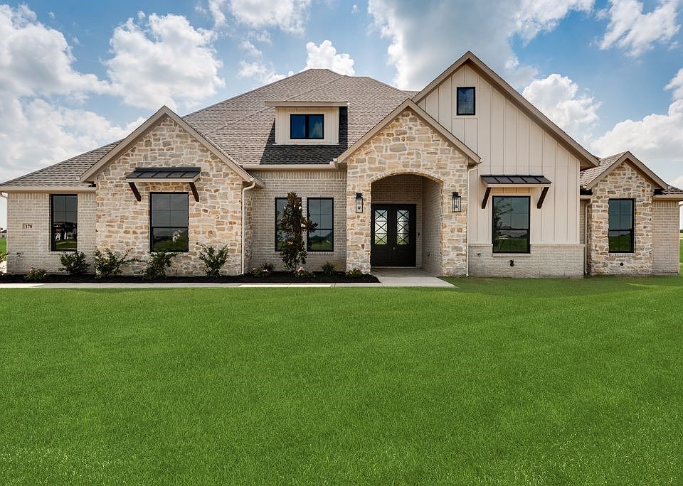1st image of 170 Maci Dr