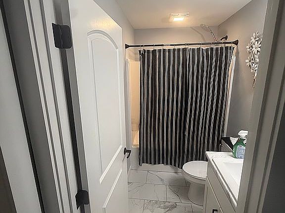 3rd image of 1017 Saint Rose Ln