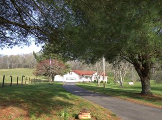 4283 Turkey Creek Rd, Williamsport, TN 38487