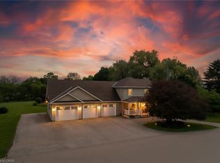 1309 Queens Bush Rd, Wellesley, ON N0B 2T0