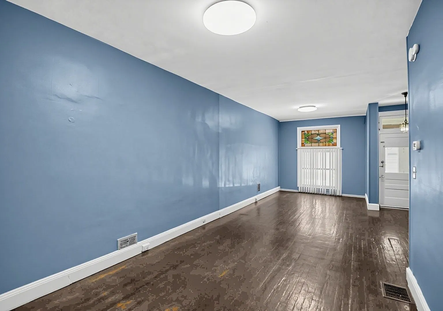 Charming 4BR House in Baltimore — Photo 4
