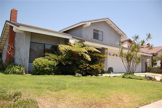 Font of house (corner lot)