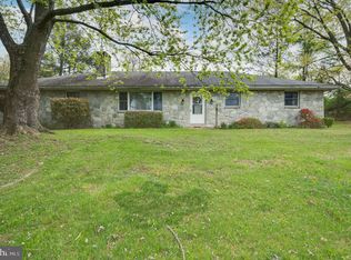1622 Wyomissing Rd, Mohnton, PA 19540