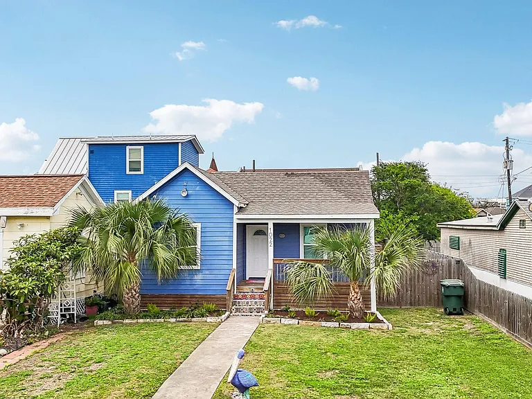 1022 Avenue L — Photo 38
