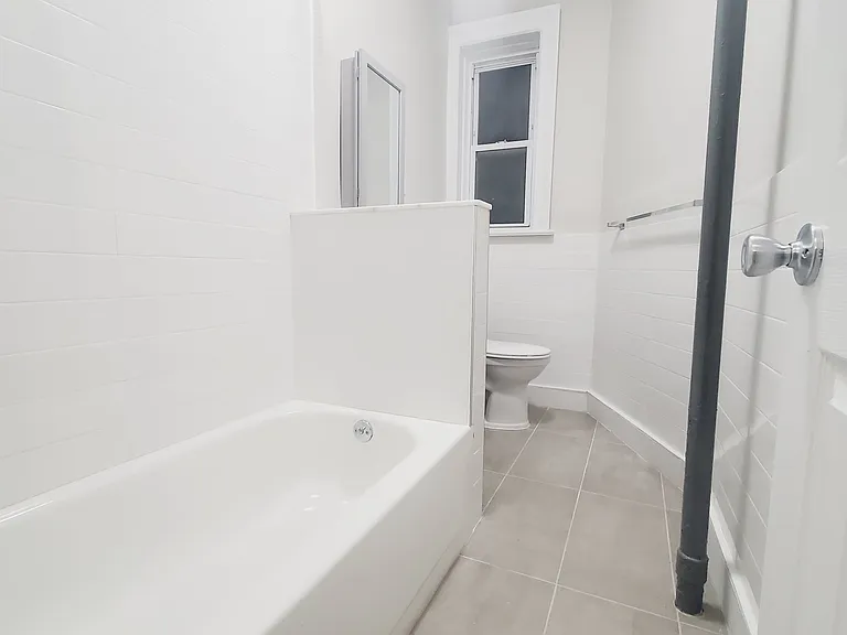 127 Corbin Ave #402 — Photo 5