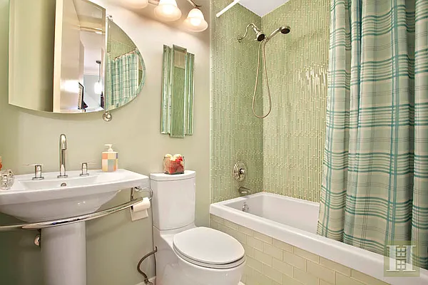 Sold by Halstead Real Estate | media 8