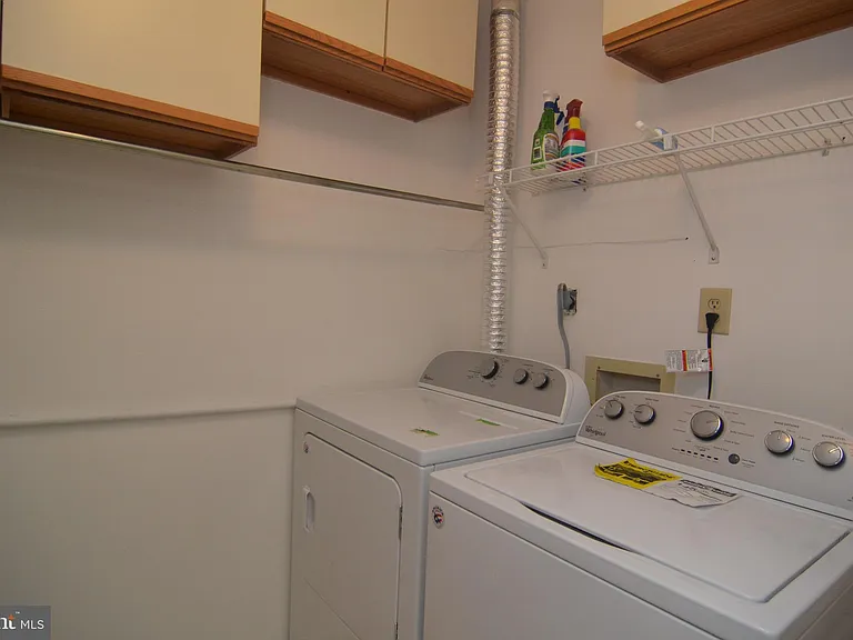 4004 Adelaide Dr — Photo 10