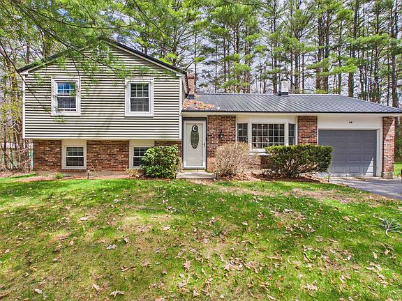2nd image of 25 Partridge Knoll Road