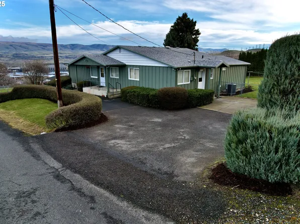 1114 Richmond St, The Dalles, OR 97058