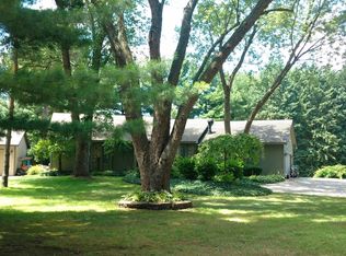 4230 Logans Ln, Commerce Township, MI 48390