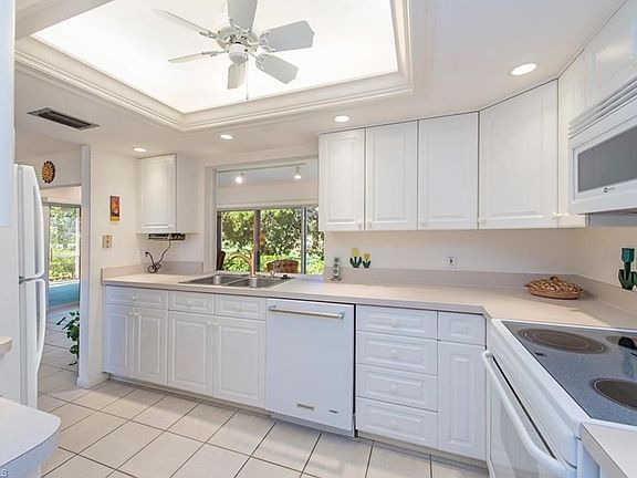 4th image of 105 Fleur De Lis Ln