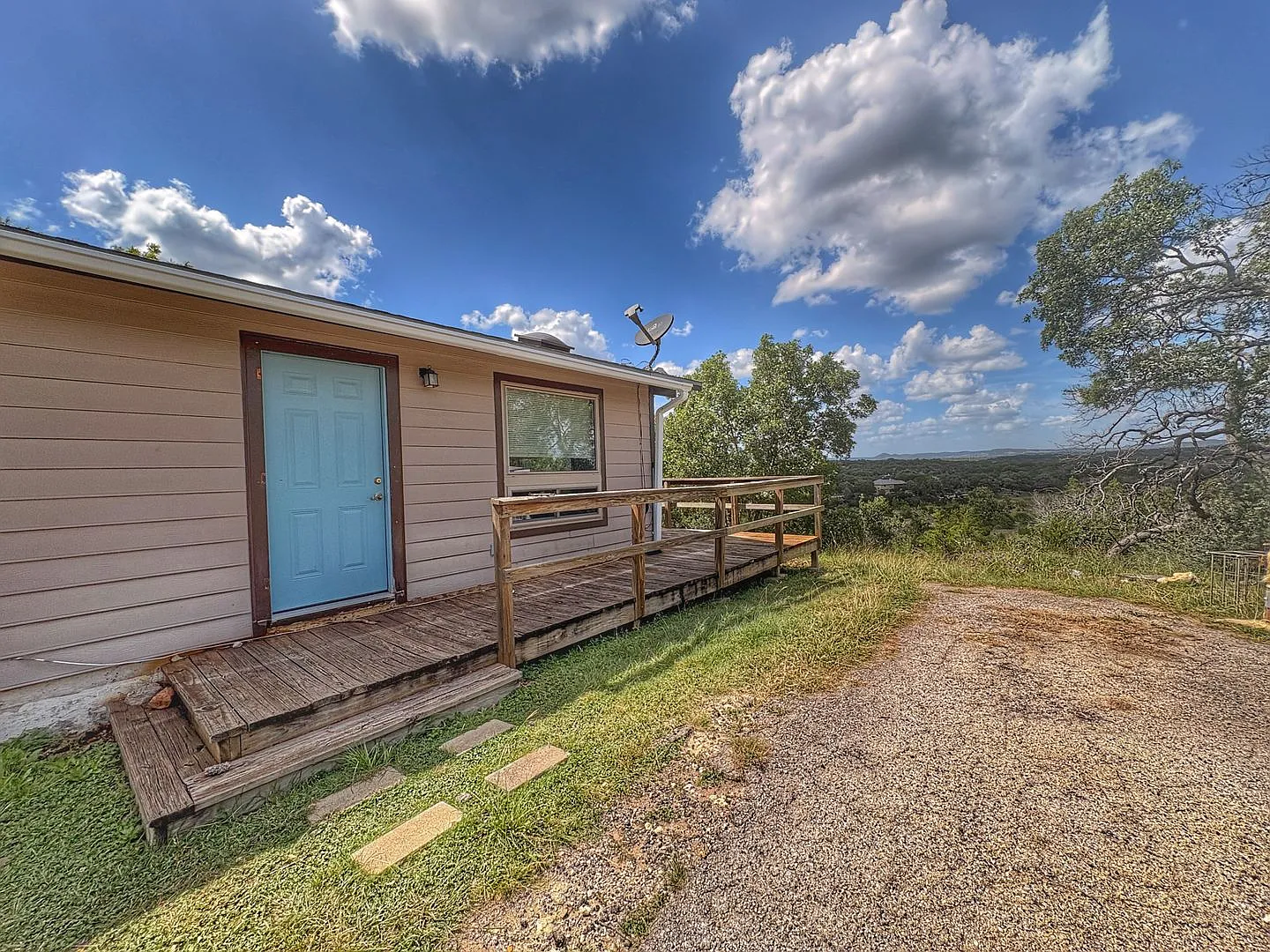 2/1 in Bandera River Ranch — Photo 2