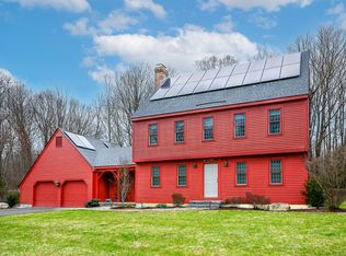 584 Carpenter Rd, Coventry, CT 06238