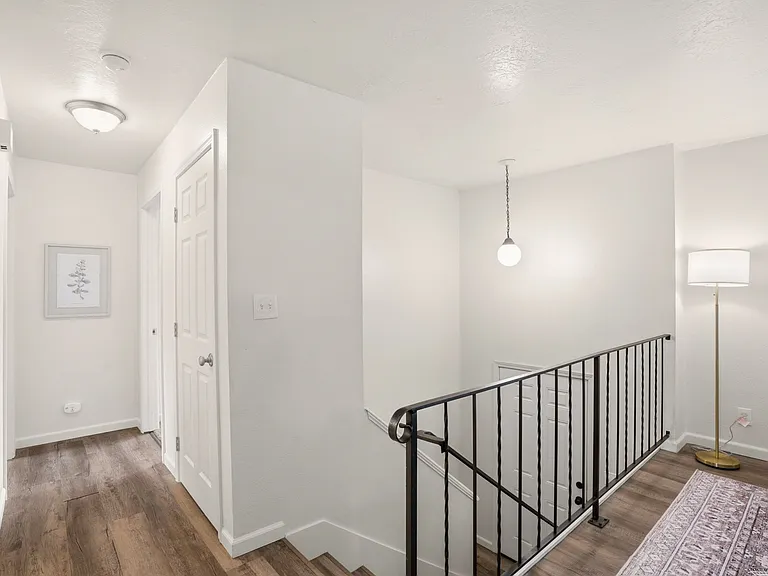 3010 N Willow Rd — Photo 22