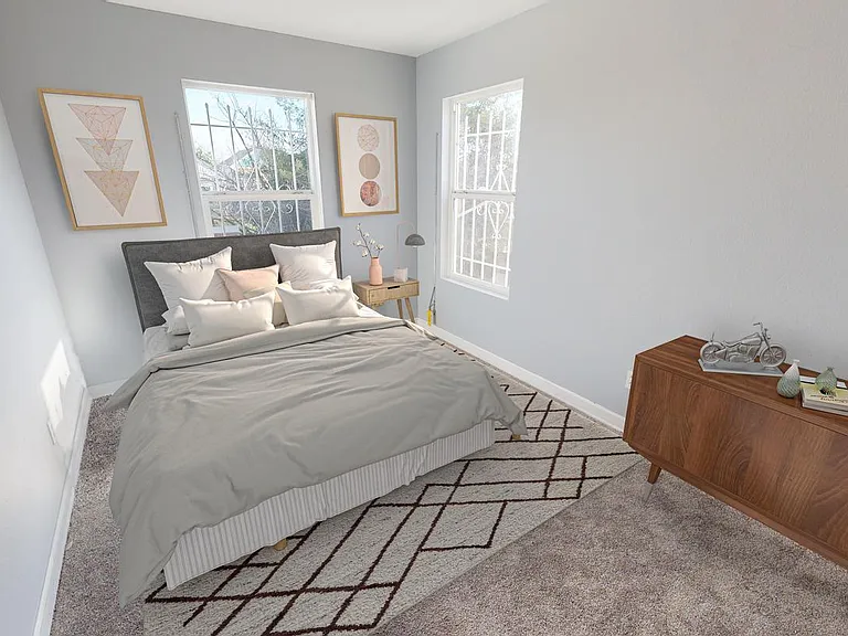 342 Chester St — Photo 7