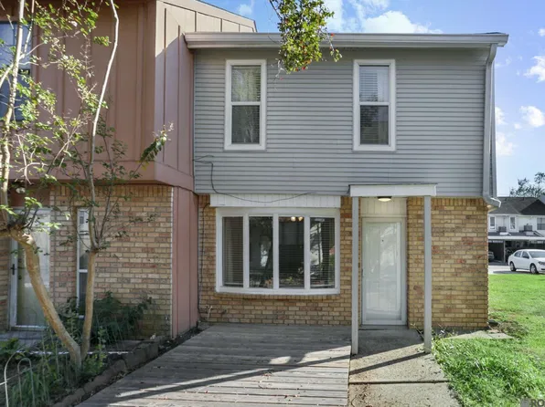 4253 Jefferson Woods Dr APT B, Baton Rouge, LA 70809