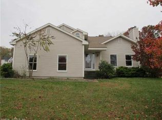 11 Spice Hill Dr, East Hampton, CT 06424