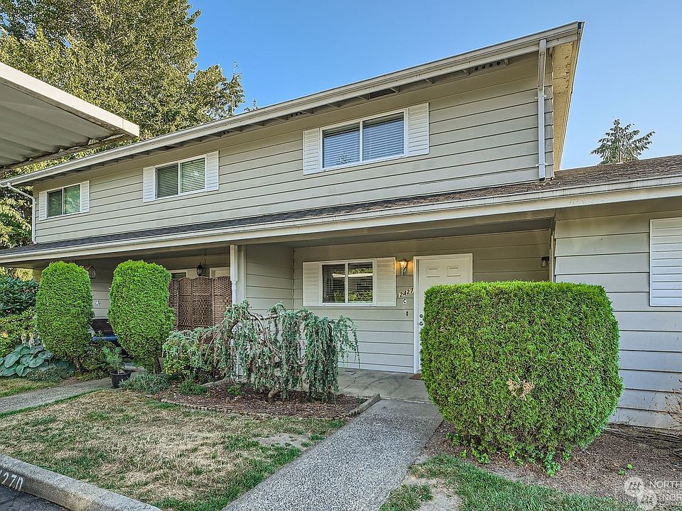 1st image of 12427 SE 272nd Place #C