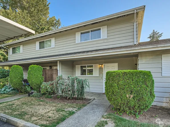 12427 SE 272nd Place #C, Kent, WA 98030