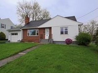 24 Eastern States Pkwy, Somerville, NJ 08876