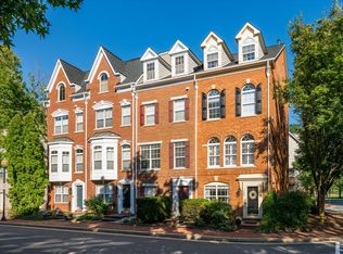 166 Comay Ter, Alexandria, VA 22304