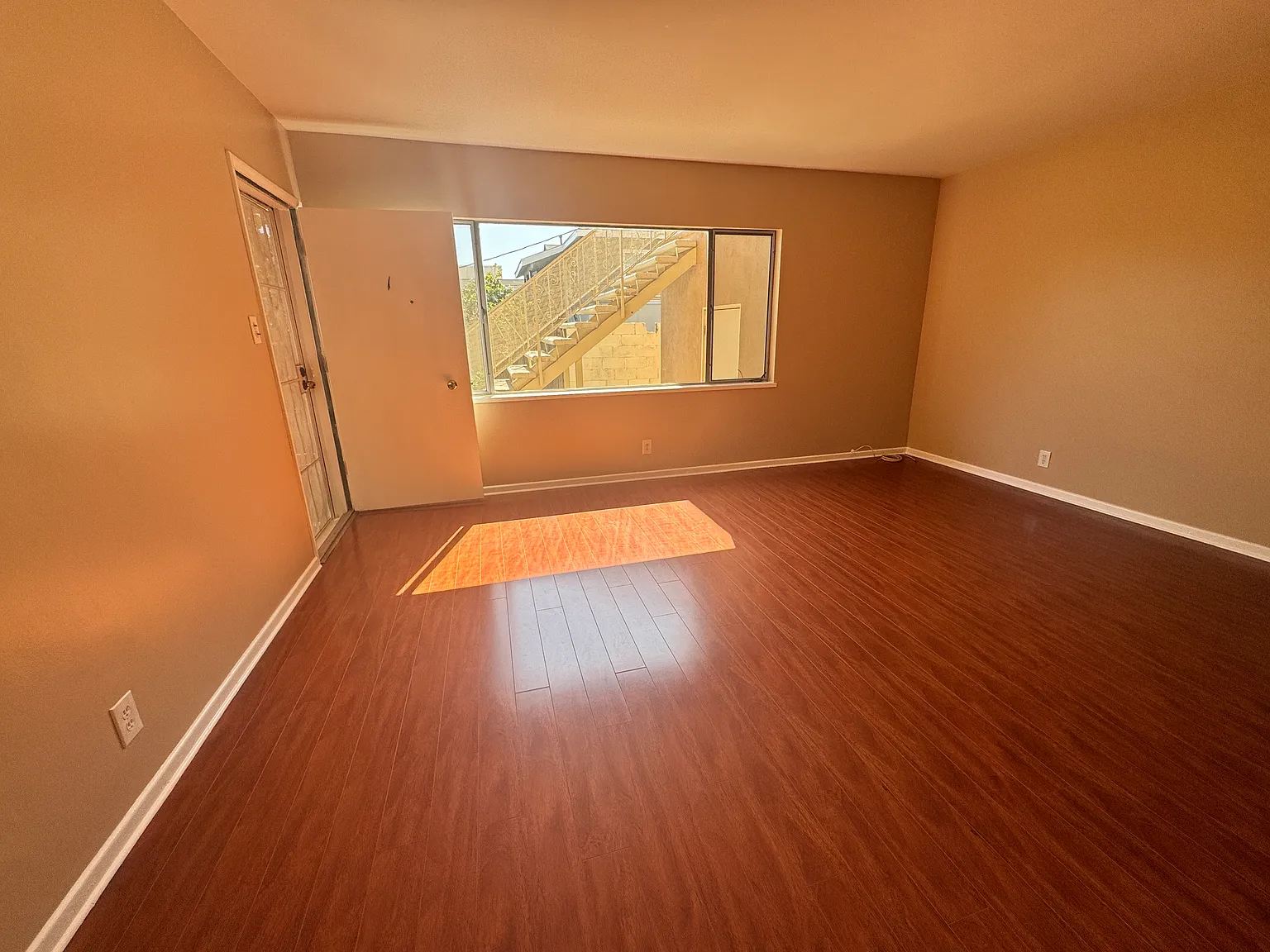 1 bed, $1,750 — Photo 2