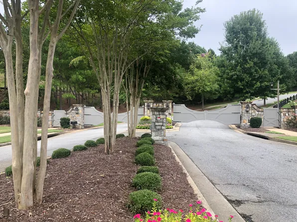 305 Timberview Trl, Alpharetta, GA 30004