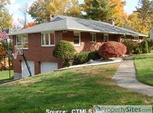 44 View St, Plainville, CT 06062