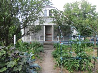 214 E Sigler Ave, Memphis, MO 63555