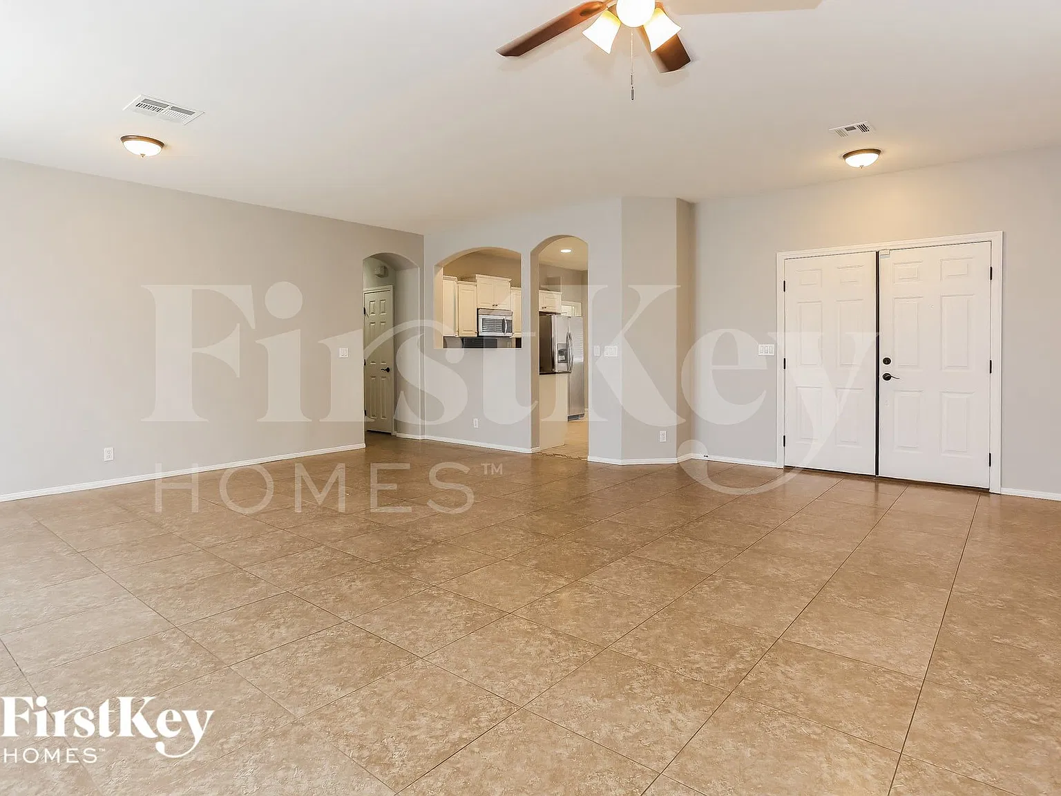 3 bed, 2.0 bath, 1837 sqft, $2,440 — Photo 3