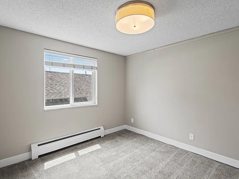 Pearl Apartments — Photo 31