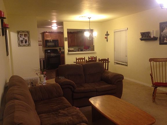 2nd image of 523 N Barta Ave