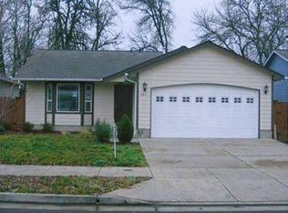 884 Trinity St NE, Albany, OR 97322