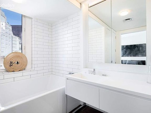 4th image of 15 William St APT 33A