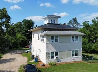 608 W Michigan Ave, Paw Paw, MI 49079