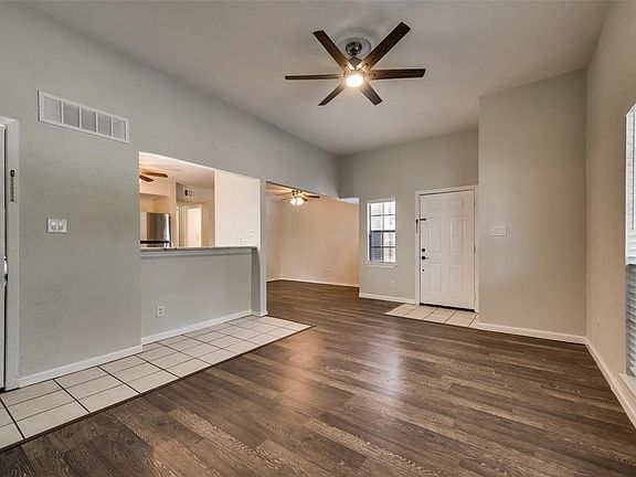 3rd image of 2443 Sunflower Dr