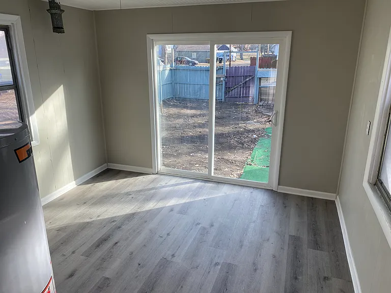 1811 SW Cherokee St — Photo 15