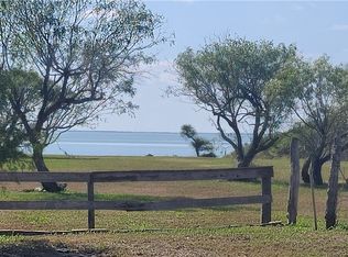 0 1st St, Bayside, TX 78340