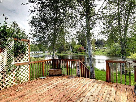2nd image of 24604 Birch Pl