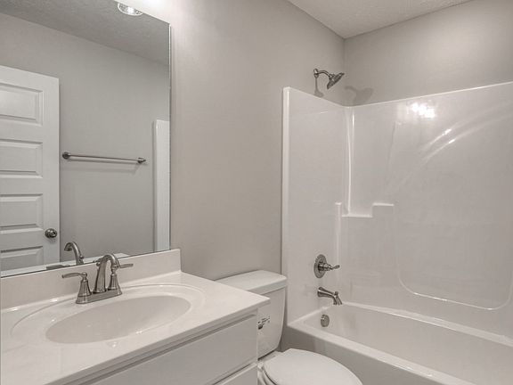 5th image of 225 Blanford Cir Lot 10