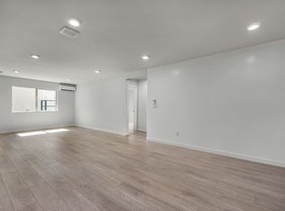 1427 E 22nd St, Los Angeles, CA 90011