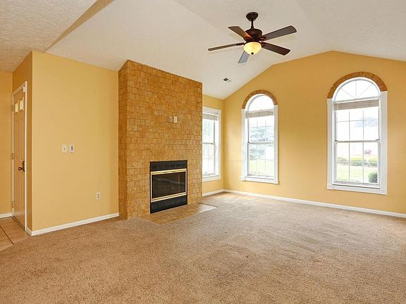 3rd image of 4994 Deer Forest Pl