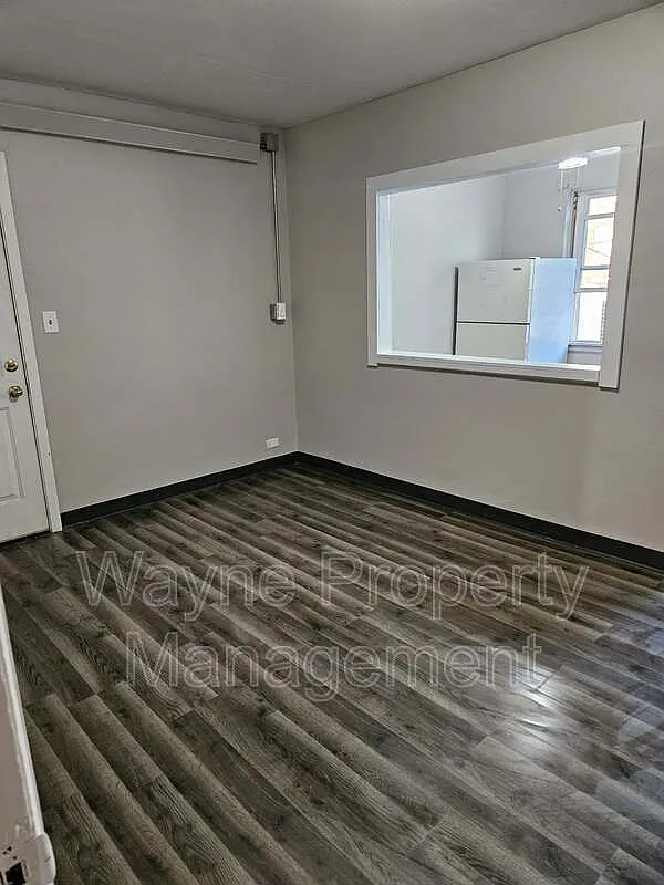 1 bed, 1.0 bath, 666 sqft, $595 — Photo 1