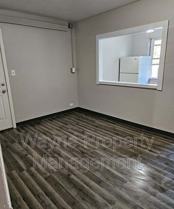 1st image of 21 N Federal St APT 2
