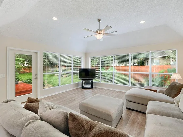 8520 W Potosi Cv — Photo 11