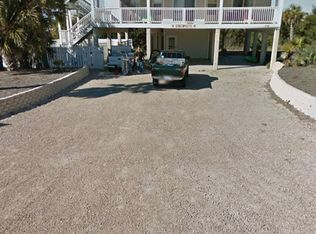 1041 W Gorrie Dr, Eastpoint, FL 32328