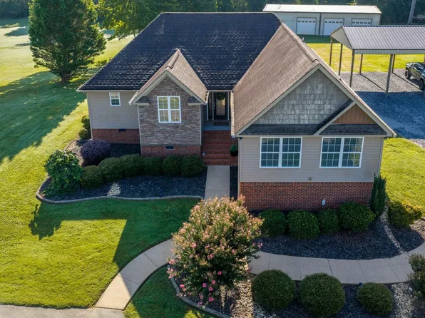 7918 Wolftever Dr, Ooltewah, TN 37363