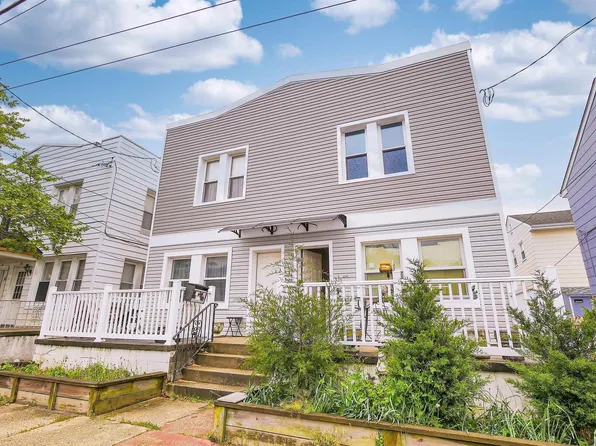 24 N Baton Rouge Ave, Ventnor, NJ 08406