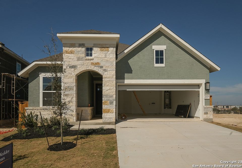 1st image of 2618 Vistablue ln
